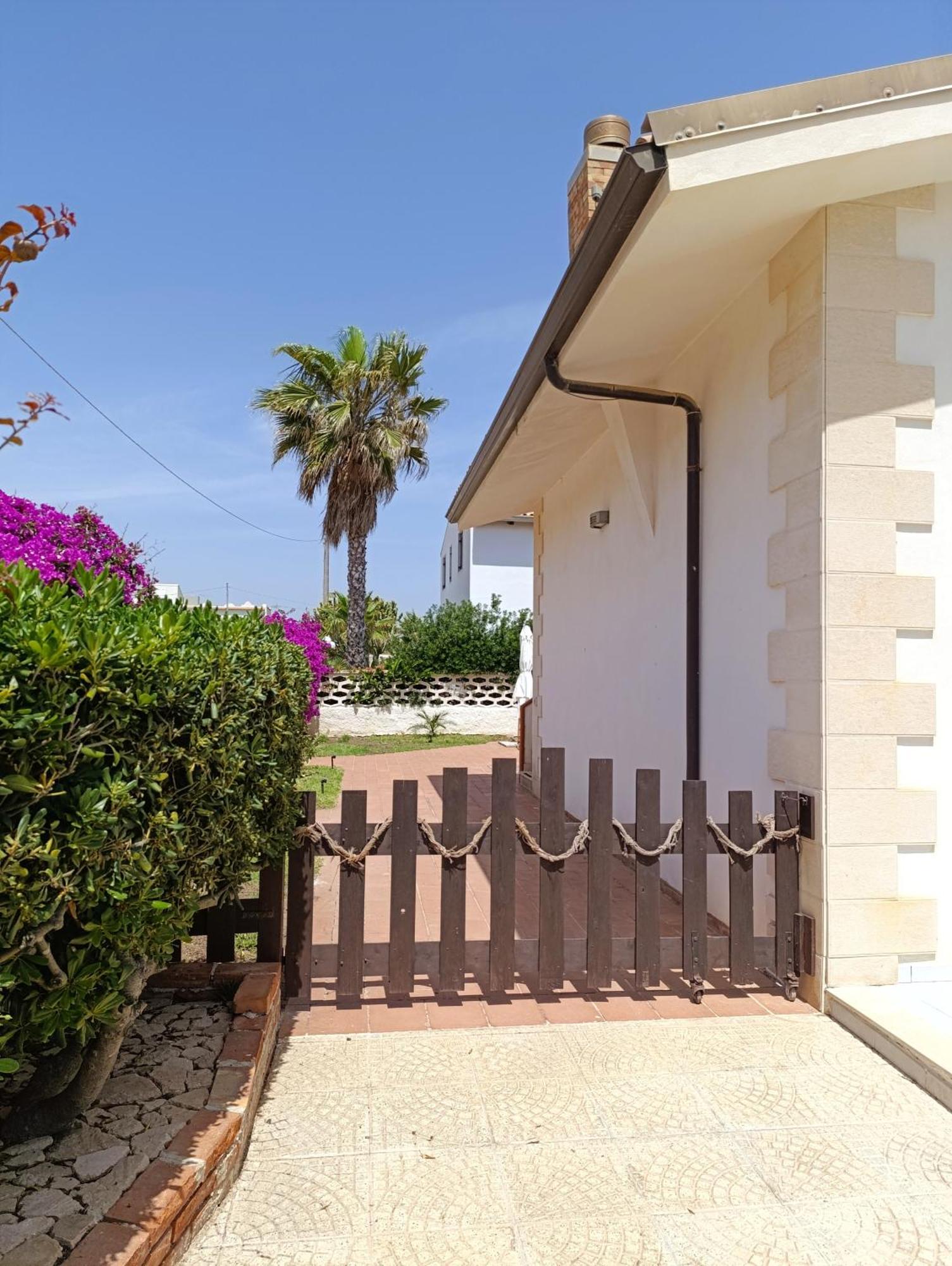 Tra Cielo E Mare - Spiaggia San Lorenzo Apartment Reitani Exterior photo